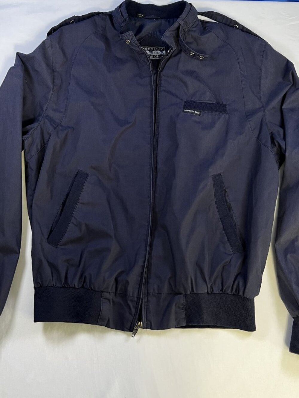 Vintage Members Only Jacket 42L Navy Blue Bomber Racer Zip Epaulets Classic